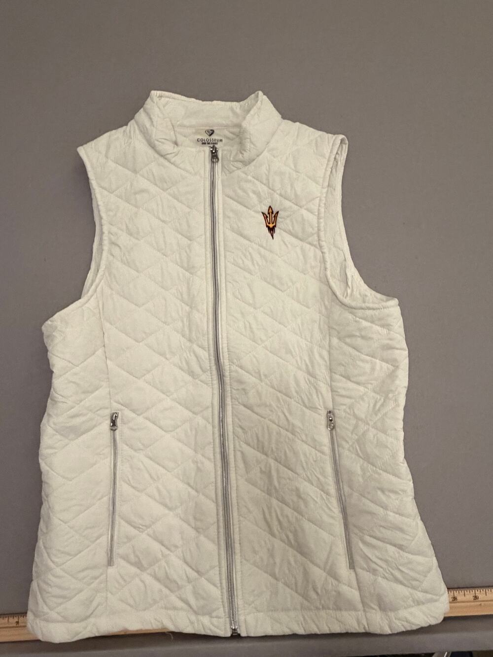Colosseum Arizona State Sun Devils Quilted Vest Women’s Large White ASU